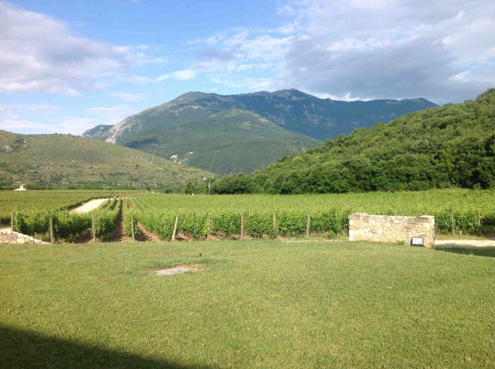 Valle Reale ligger mitt i ett mycket vackert naturreservat mitt i det italienska Abruzzo.